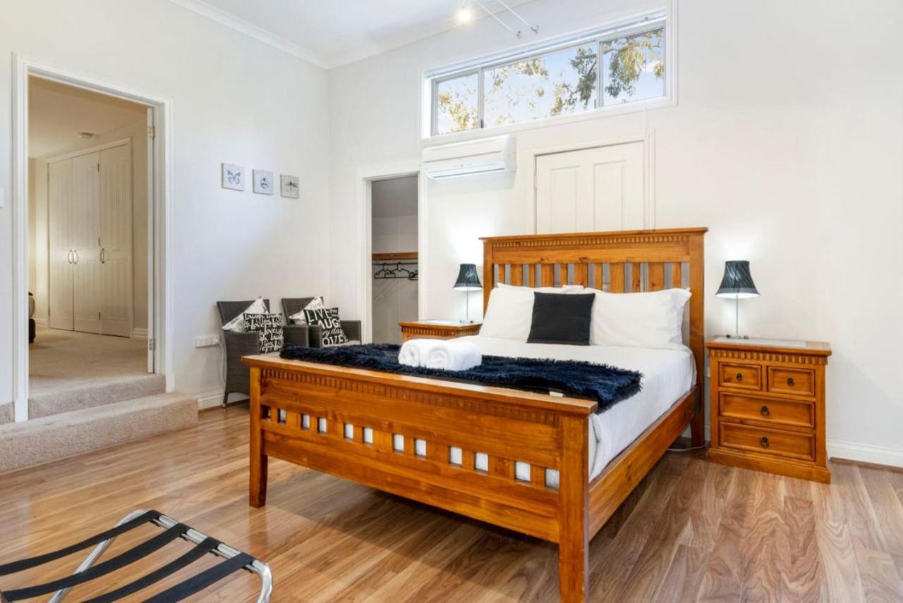 Inn The Tuarts Guest Lodge Wonnerup Extérieur photo