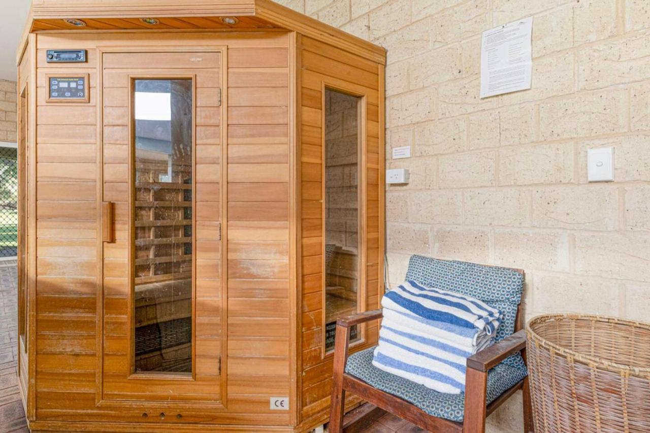 Inn The Tuarts Guest Lodge Wonnerup Extérieur photo
